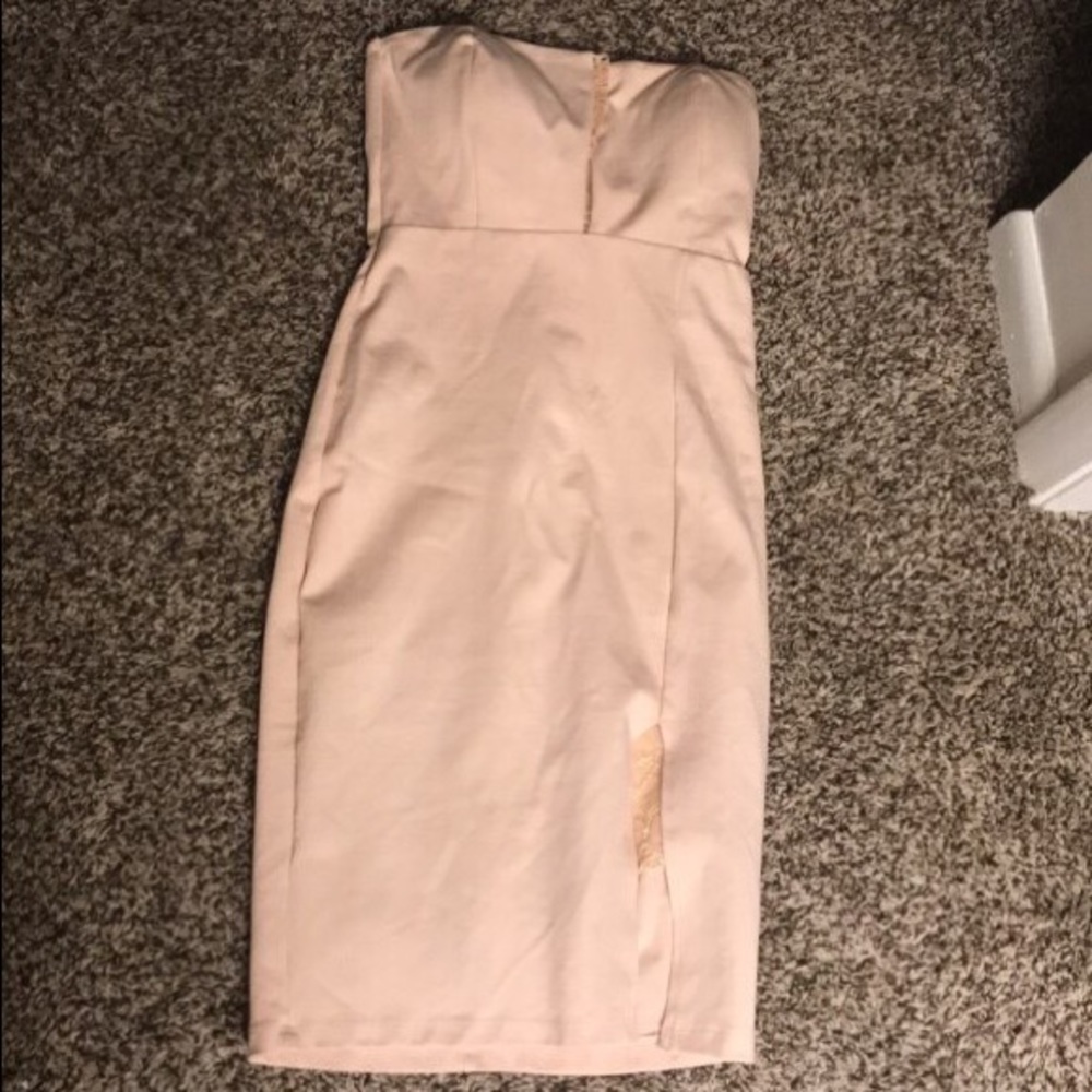 Dress - Picture 2 of 5